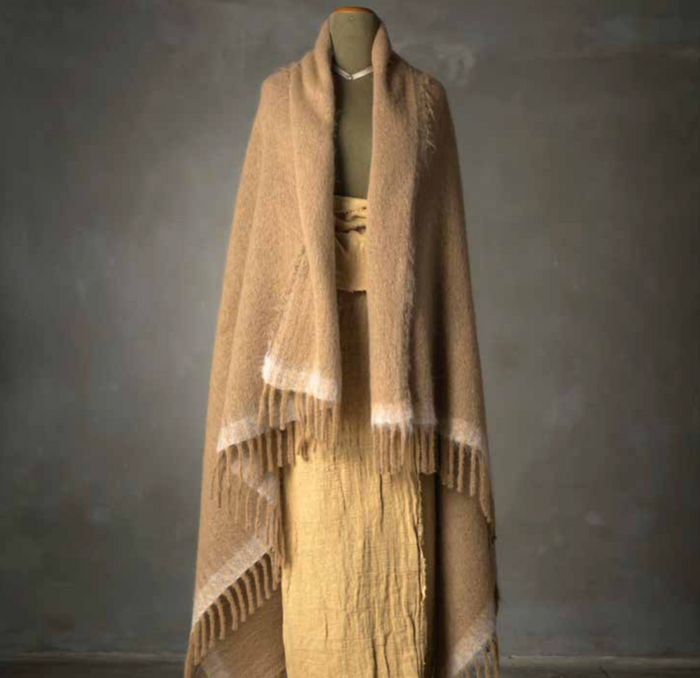 Amaranto Throw - Carmel - The House of Lyria