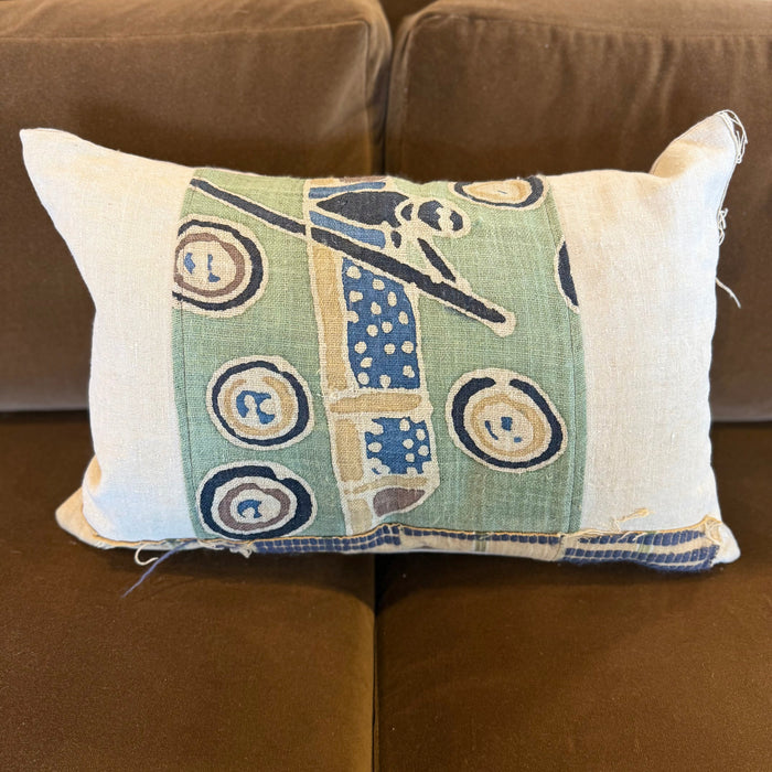 Cora Pillow