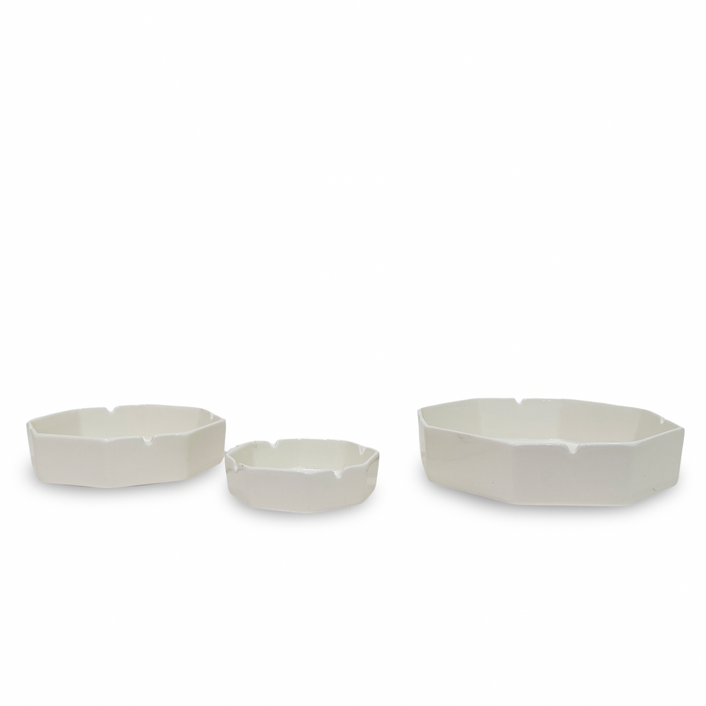 Vintage Set of Nesting Ashtrays