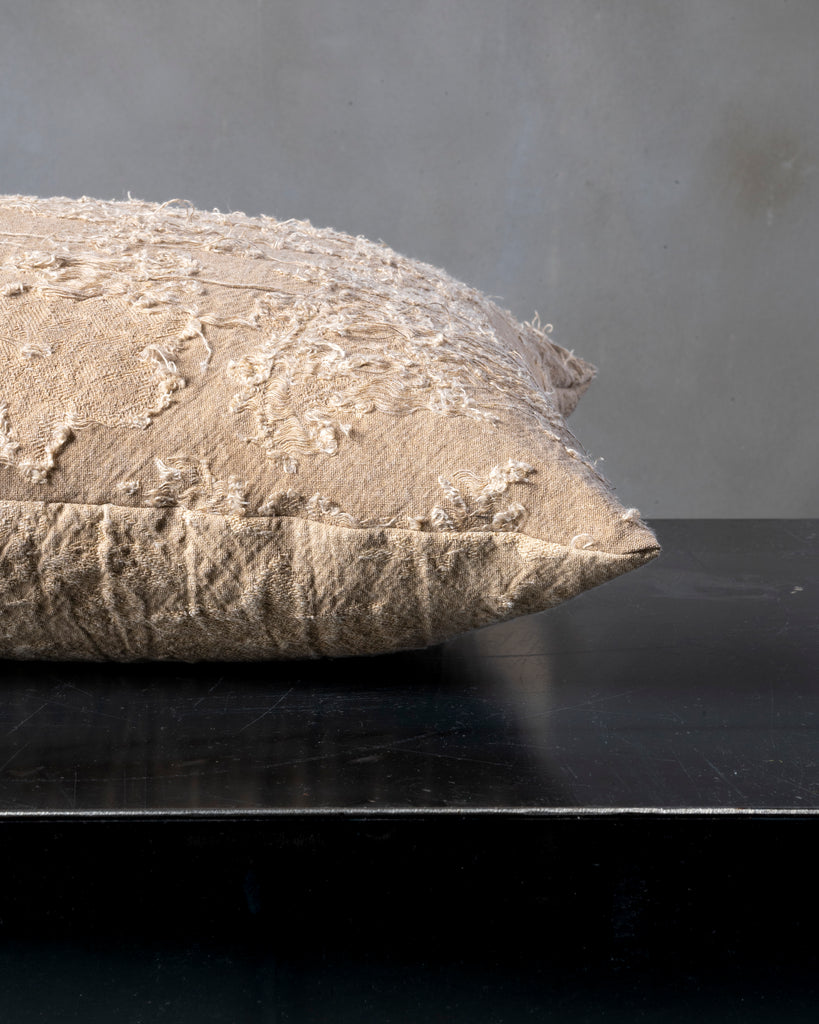 Zosimo Pillow - The House of Lyria