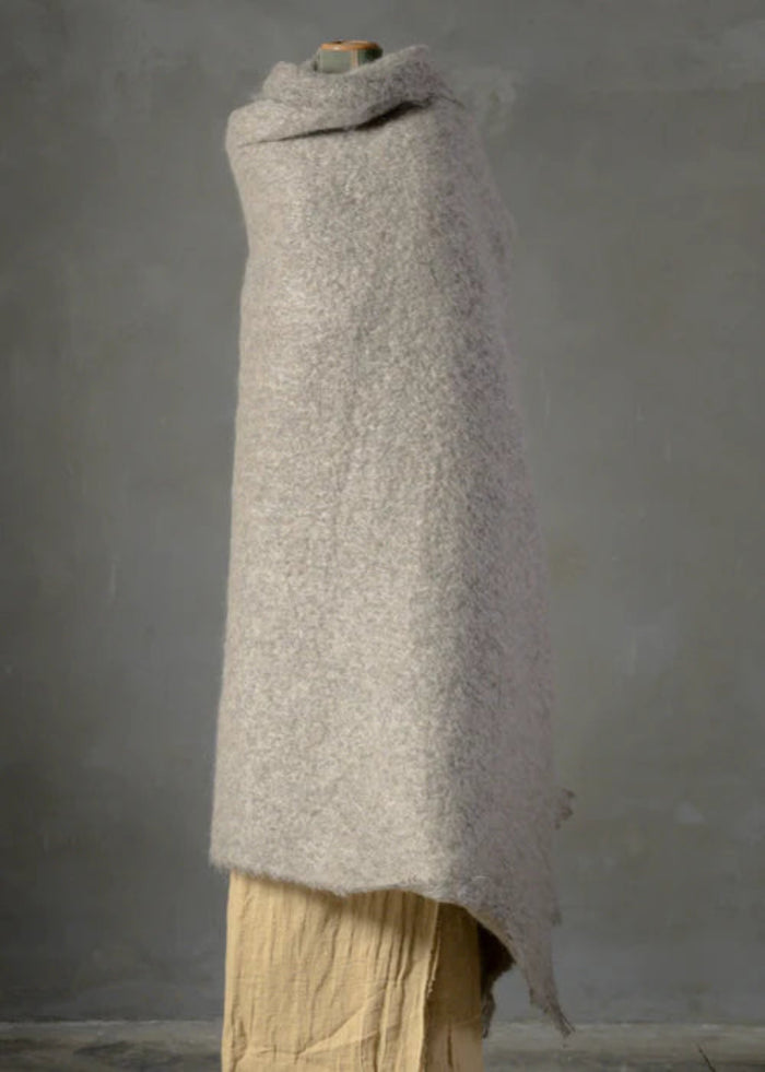 Madornale Throw - The House of Lyria