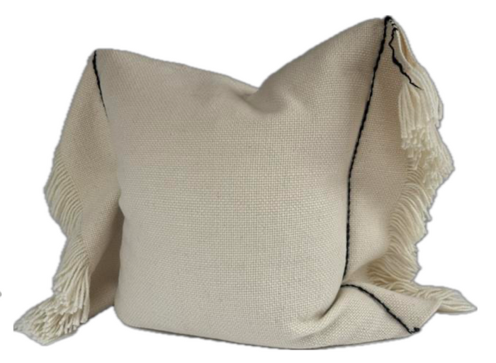 Makun Manta Pillow - White/Black