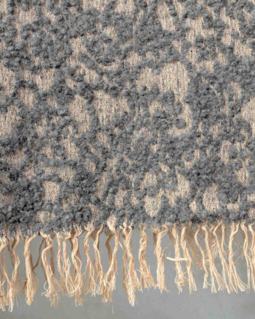 Malghe Throw - The House of Lyria