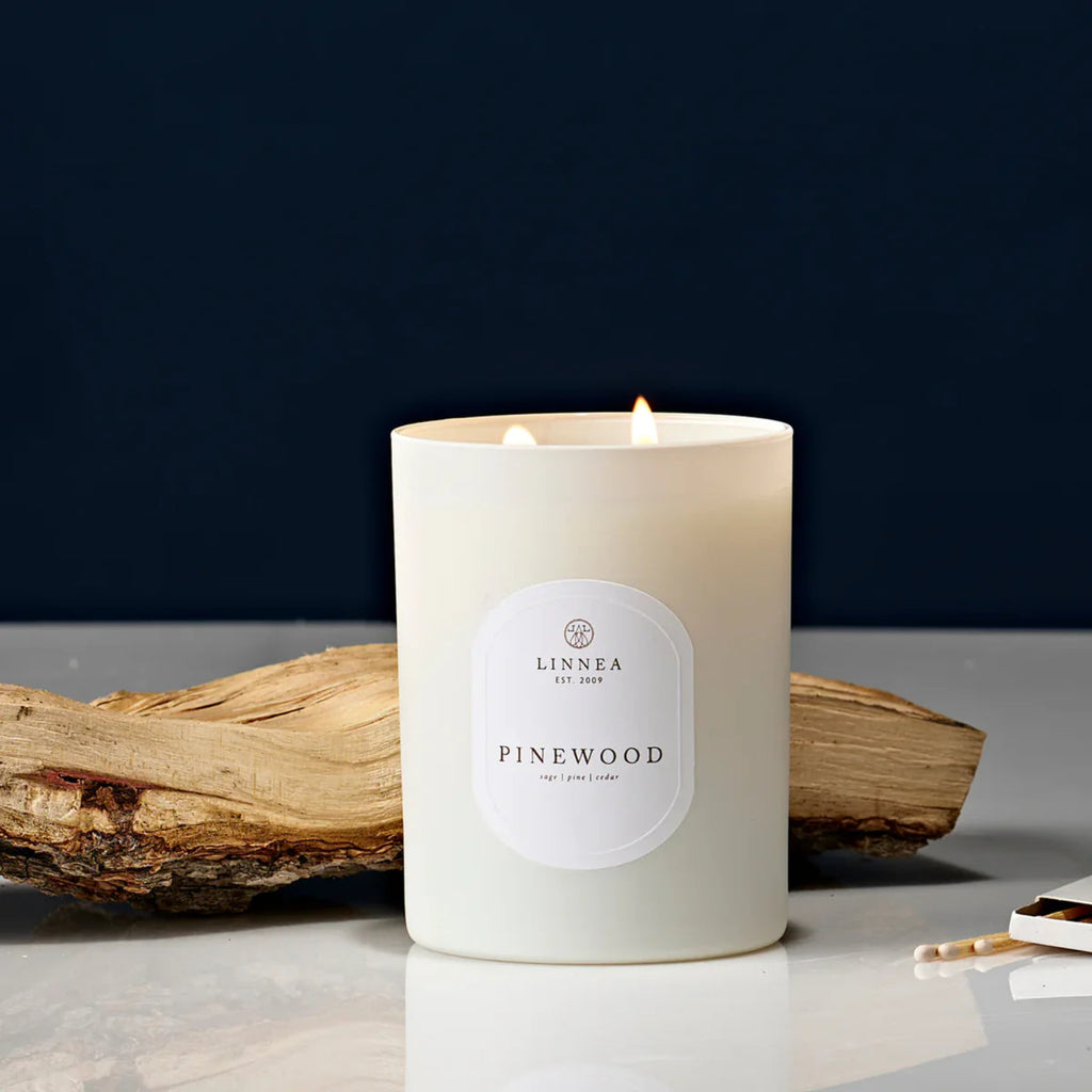 Linnea - Pinewood Candle