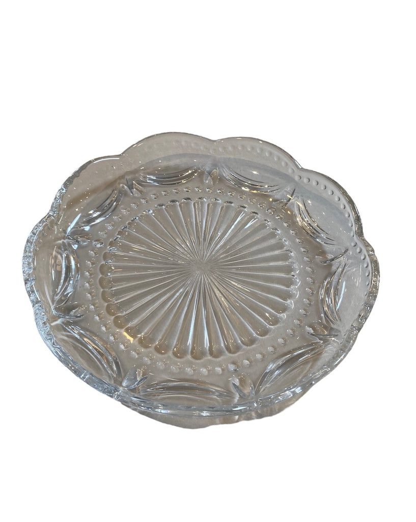 Scalloped Rim Glass Plate