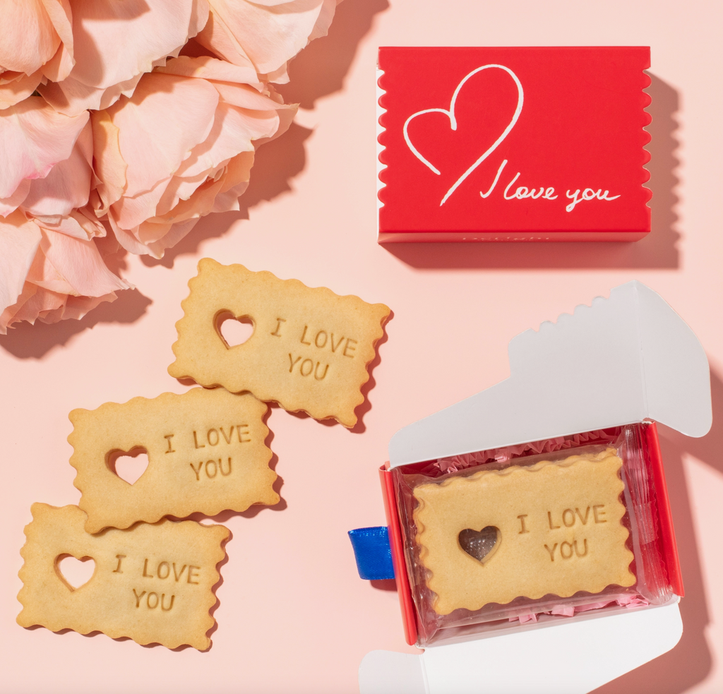 Le Rouge Love Cookie Box