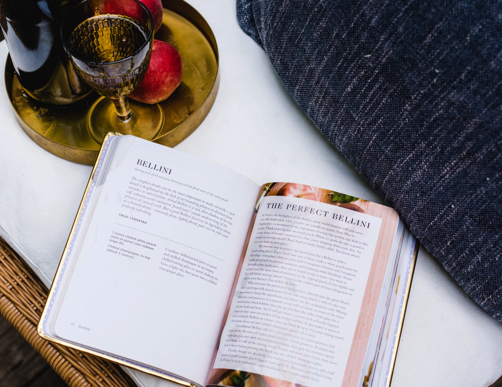 Bubbly: A Collection of Champagne and Sparkling Cocktails