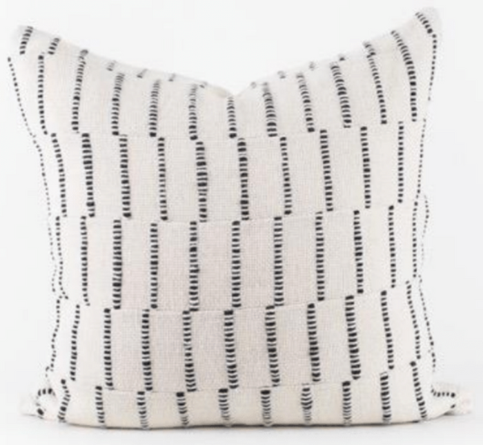Pewma Pillow Patch White/Black Stripes