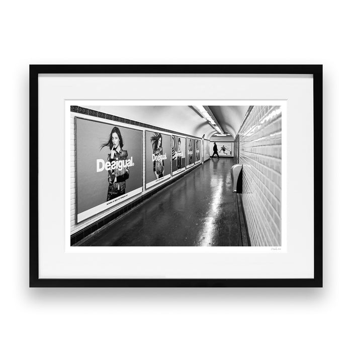 Un Petit Pied Au Cul