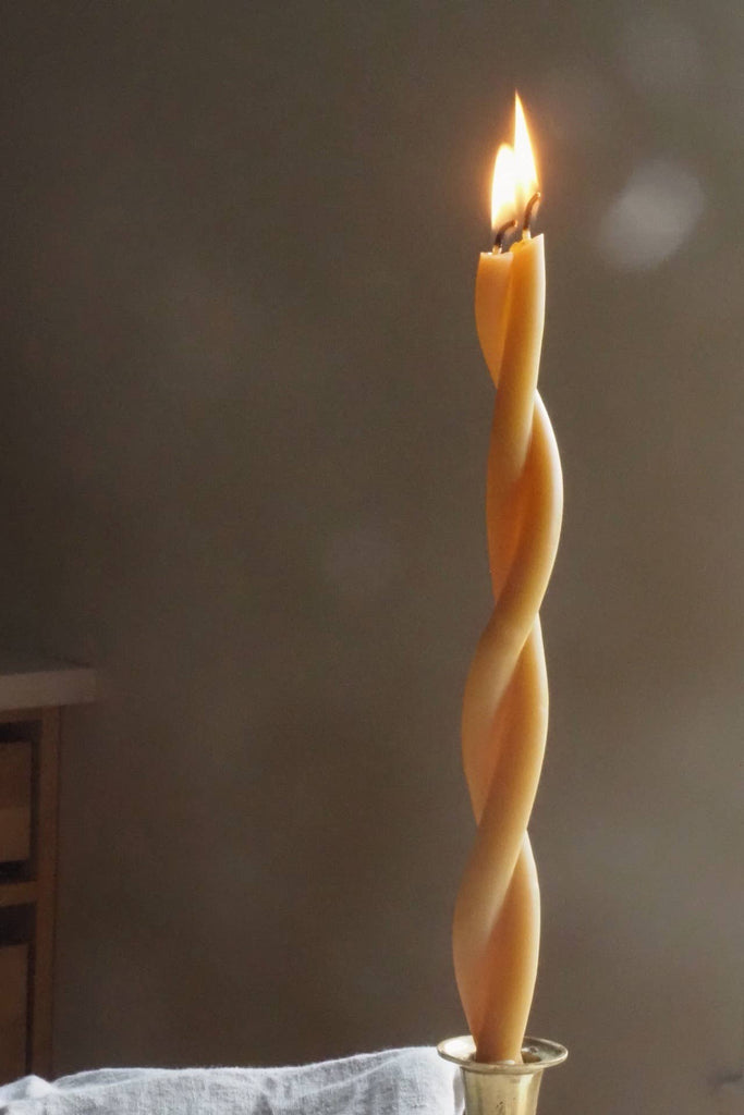 Beeswax Twist Taper