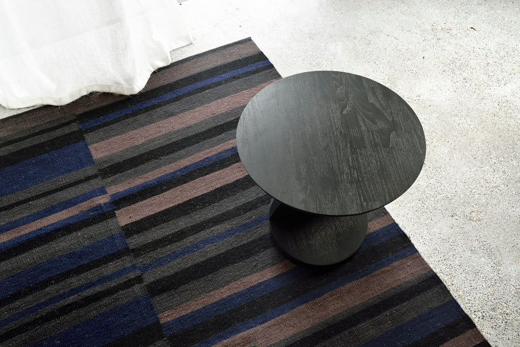 Teak Oblic Black Side Table - Varnished | Ethnicraft