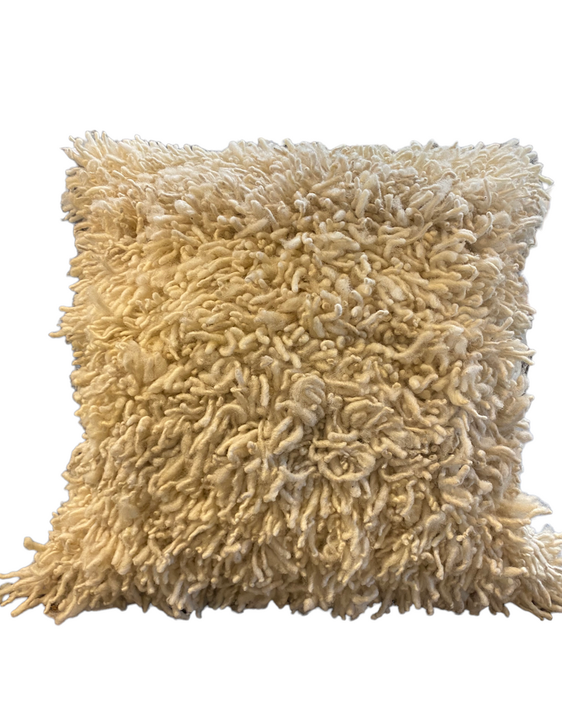 Makun Shaggy Pillow - White