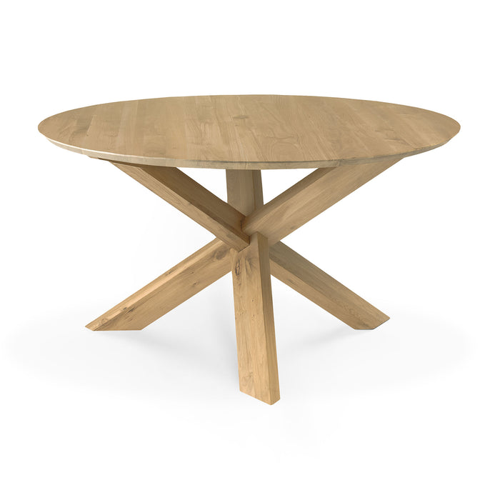 Oak Circle Round Dining Table - Varnished | Ethnicraft