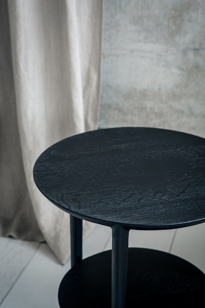 Oak Bok Black Side Table - Varnished | ethnicraft